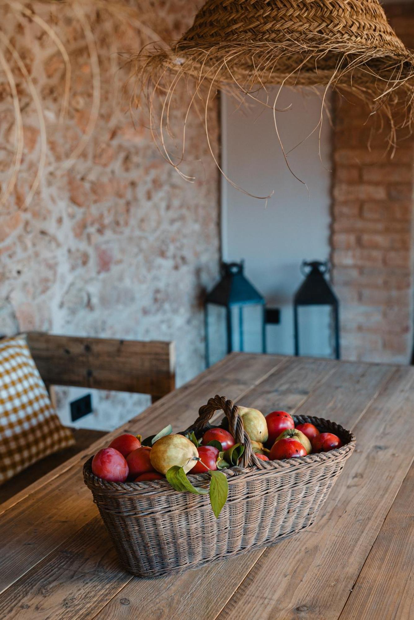 Hotel-Masia Can Farres El Bruc Exterior photo
